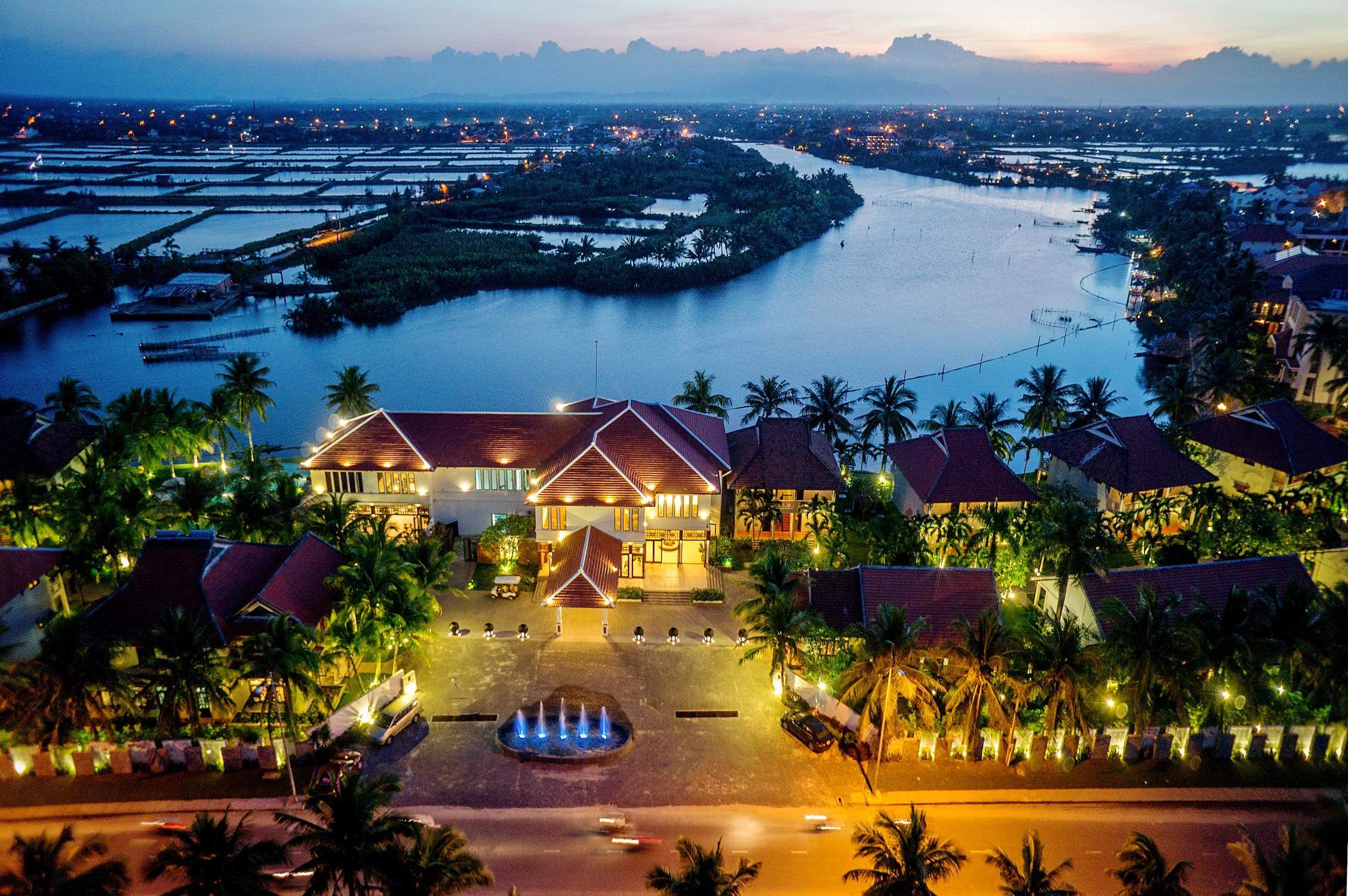 Hoi An Beach Resort Екстериор снимка